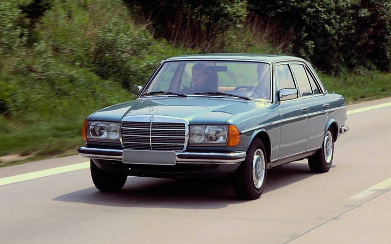 Мерседес w123 черный