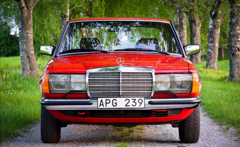 Mercedes-Benz w123 1985