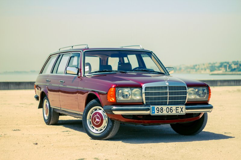 Мерседес w123 AMG