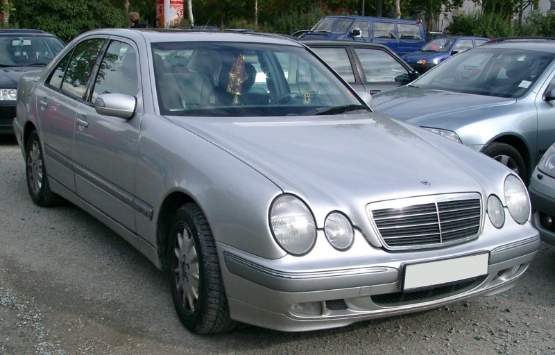 Mercedes e55 w210