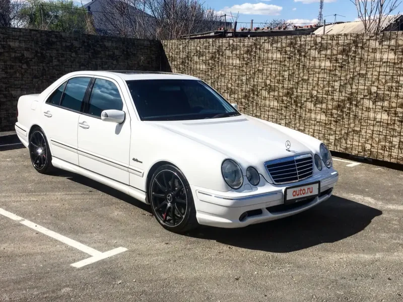 Mercedes-Benz w210