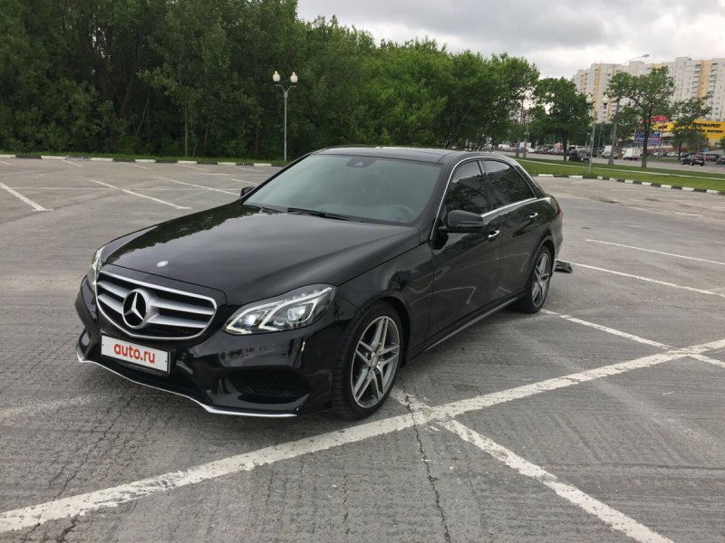 Mercedes Benz e class w212 черный