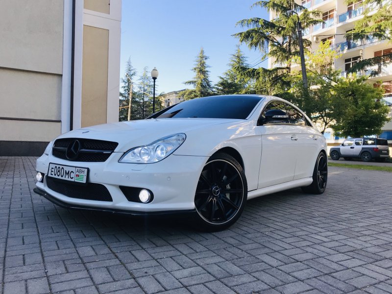 Mercedes Benz CLS 219