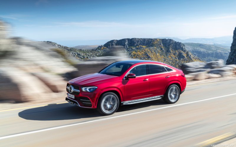 Mercedes Benz GLA 2021