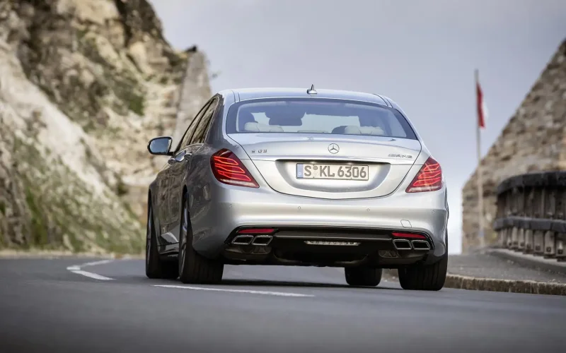 Mercedes s63 AMG 2014