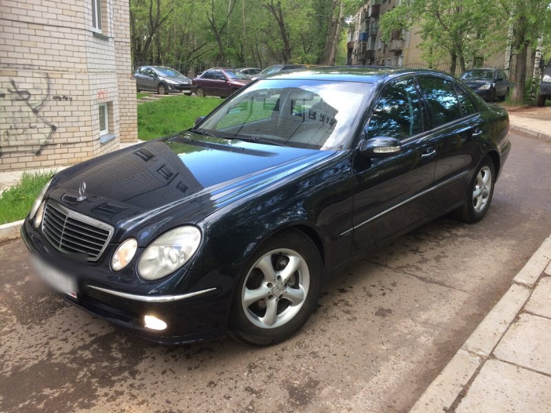 Mercedes 211 1999