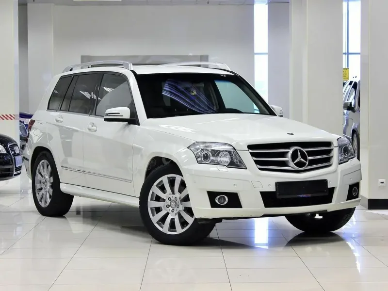 Mercedes-Benz GLK 350 2012 белый