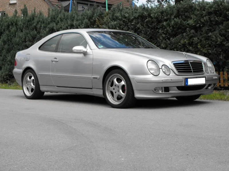 Мерседес CLK 208