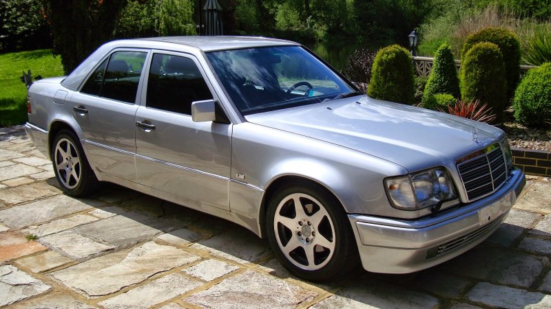 Mercedes Benz w124 e500