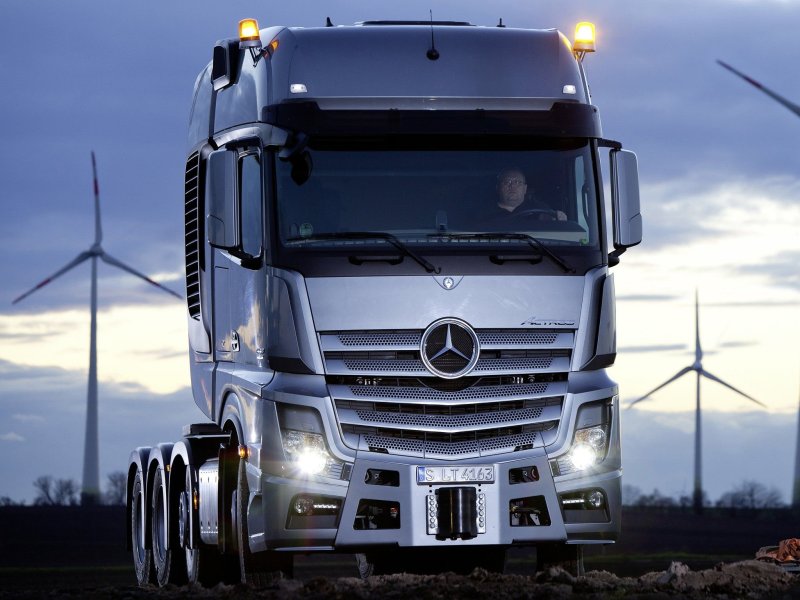 Mercedes Actros 2022