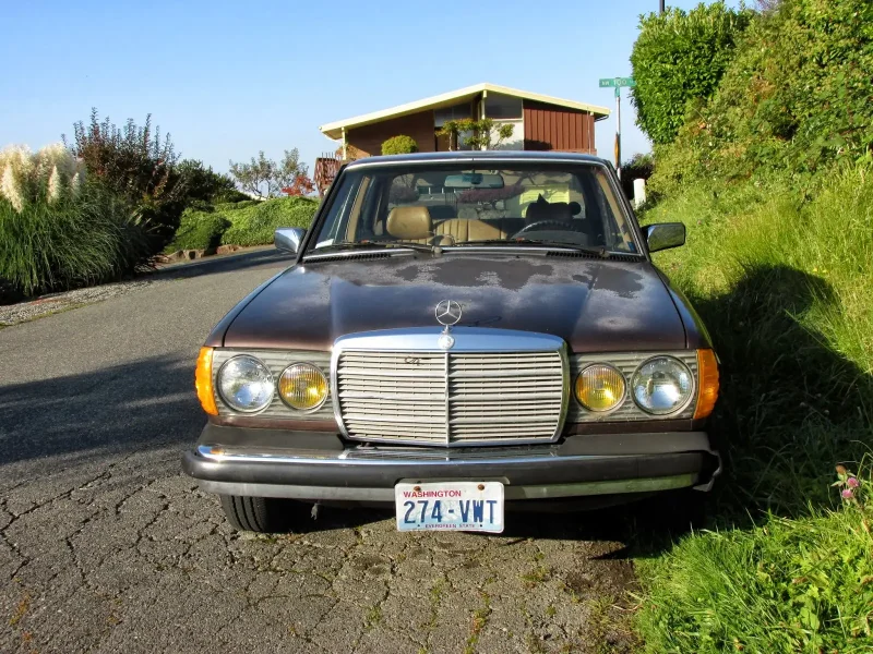 Mercedes 240d