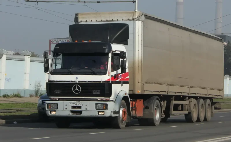 Mercedes 814 4wd