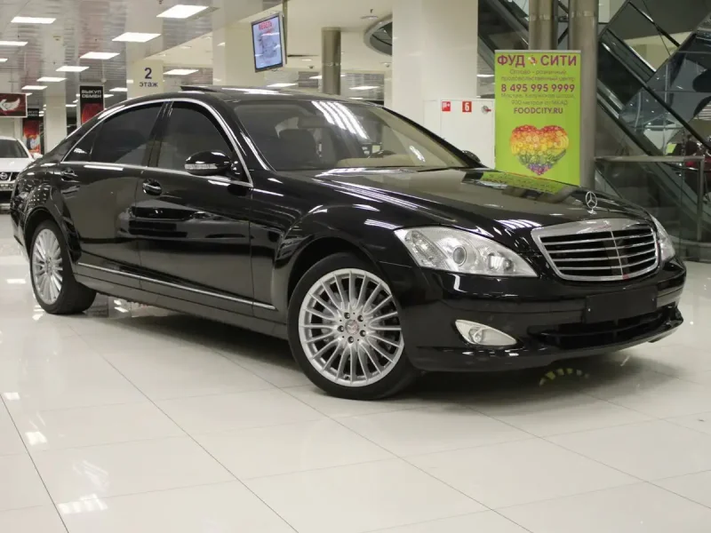 Mercedes-Benz w221 2009