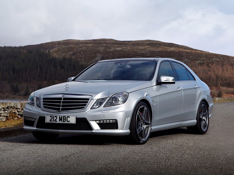 Mercedes e class w212 AMG