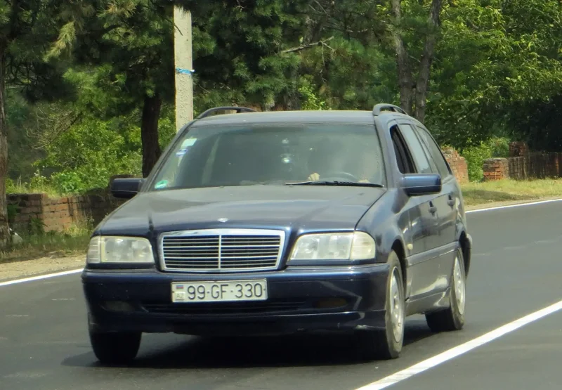 Mercedes c 330