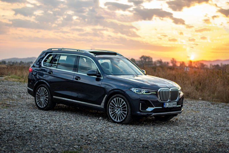 BMW x7 m50i 2020