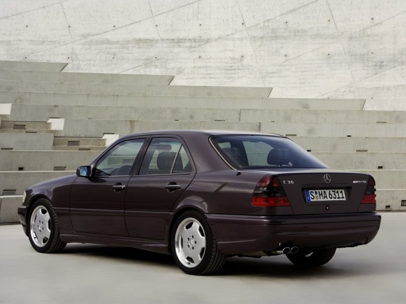 Mercedes Benz c class w202