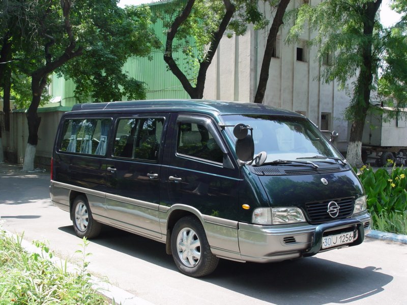 SSANGYONG Istana i, 2000