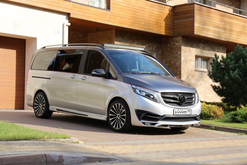 Mercedes-Benz v-class w447