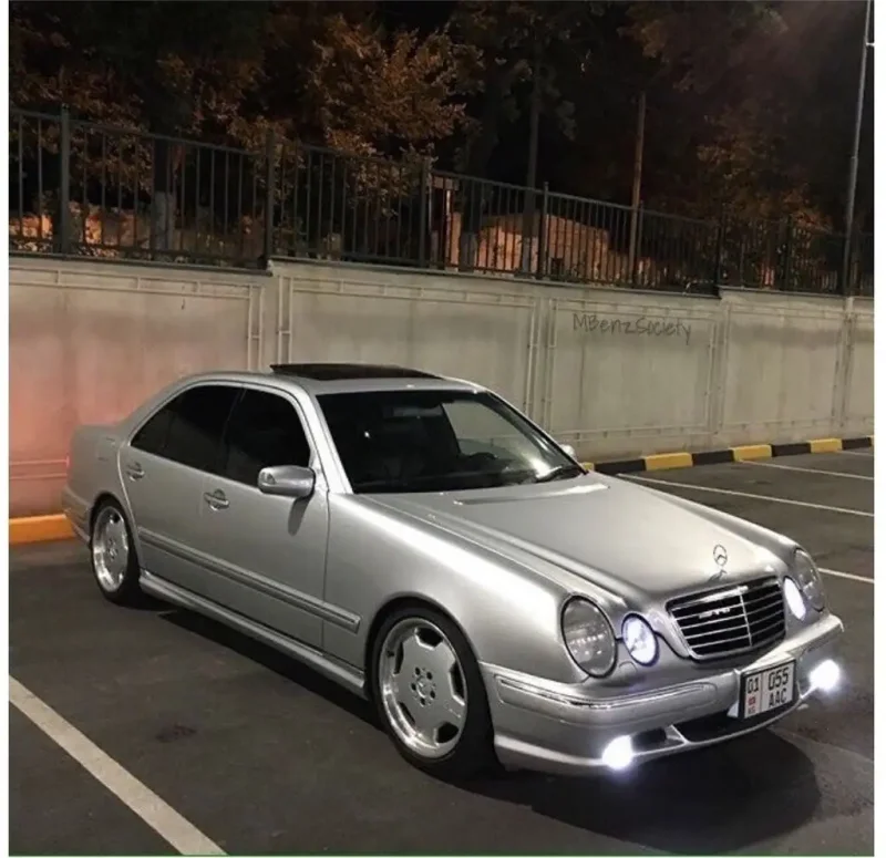 Mercedes e55 w210