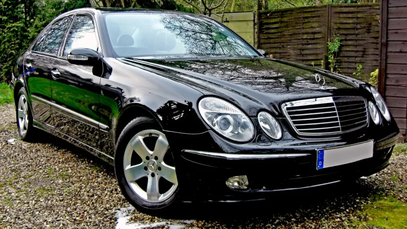 Mercedes e220 w211