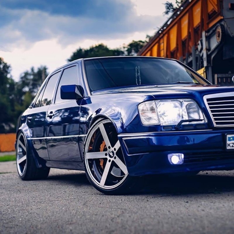 Mercedes Benz w124 e500