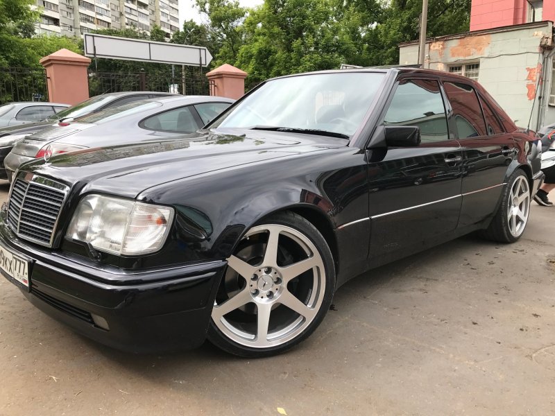 Mercedes w124 e500 волчок