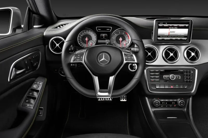 Mercedes-Benz CLA-class 2014