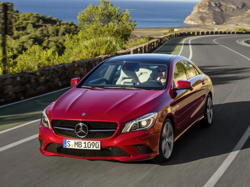 Mercedes-Benz CLA (c117) салон