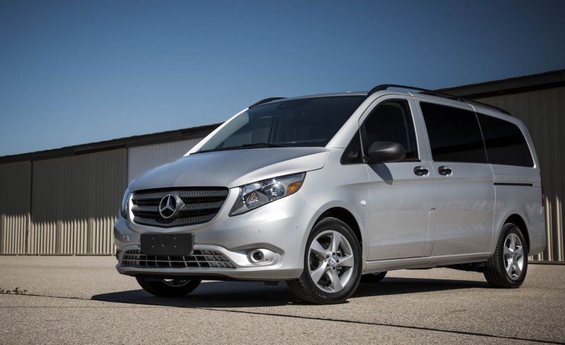 Mercedes-Benz metris 2021