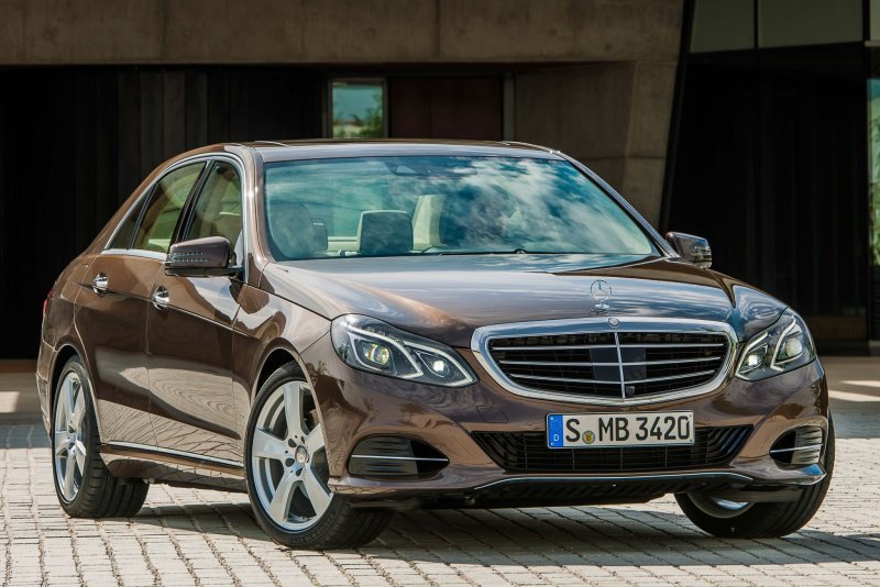 Mercedes e class w214