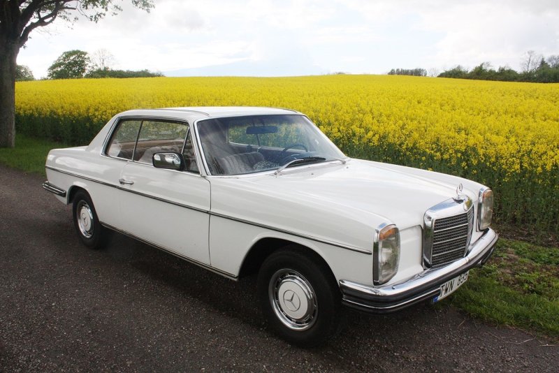 Mercedes Benz w114