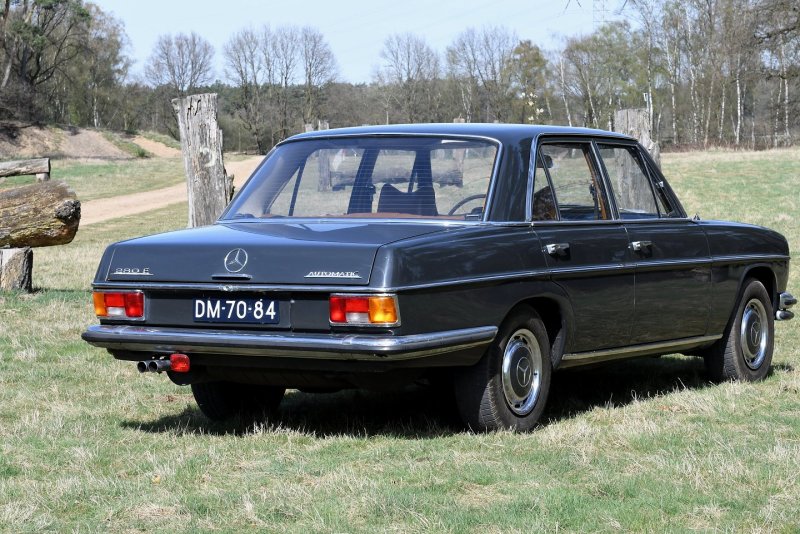 Mercedes Benz e280