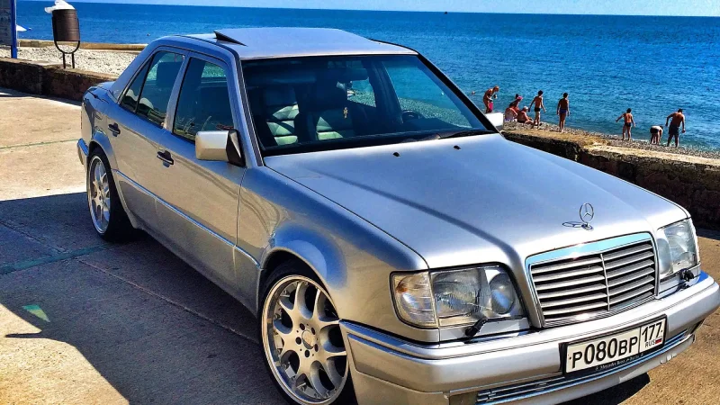 Mercedes Benz w124 e220