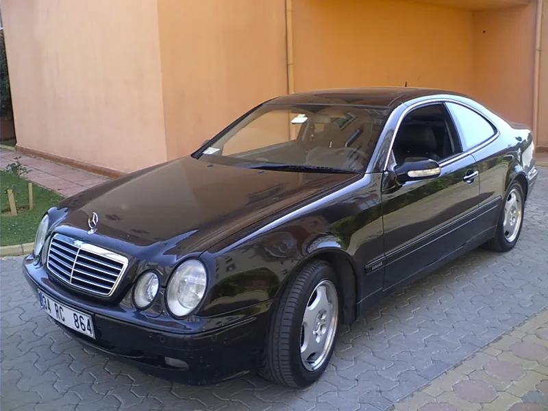 Mercedes Benz 2000