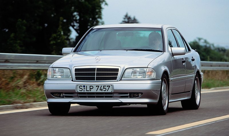 Mercedes-Benz w202