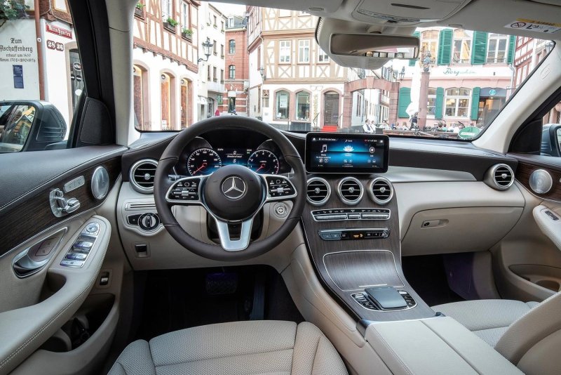 Mercedes Benz GLC 2020
