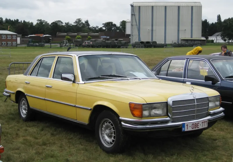 Mercedes-Benz w116