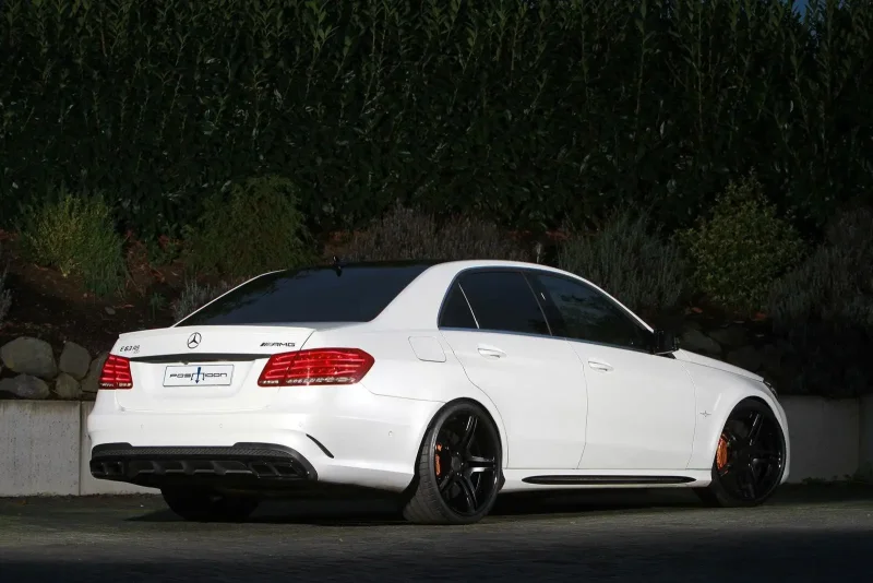 Mercedes Benz e63 AMG