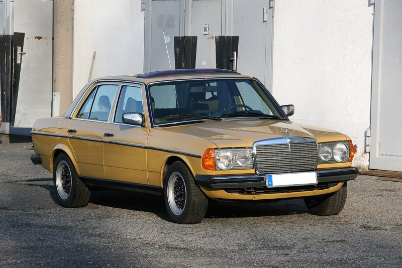 Мерседес Бенц w123