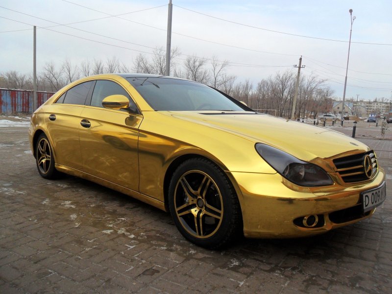 Мерседес банан CLS 2005