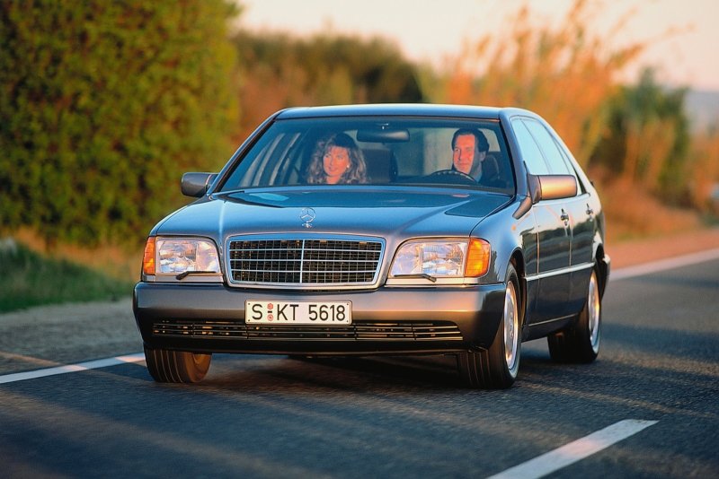 Mercedes-Benz w140