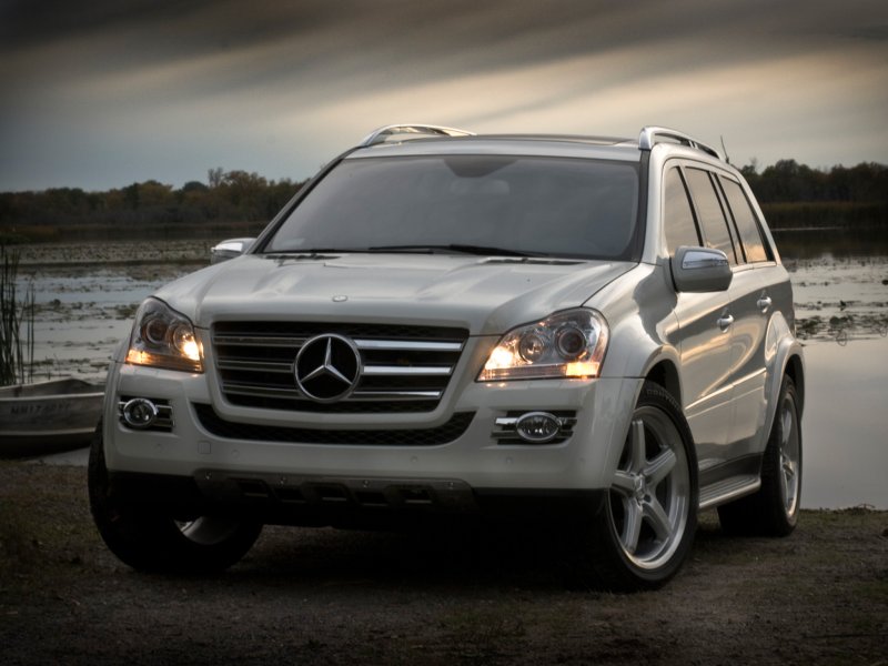 Mercedes Benz gl 550