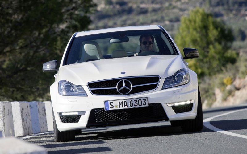 Mercedes Benz c63 AMG w204