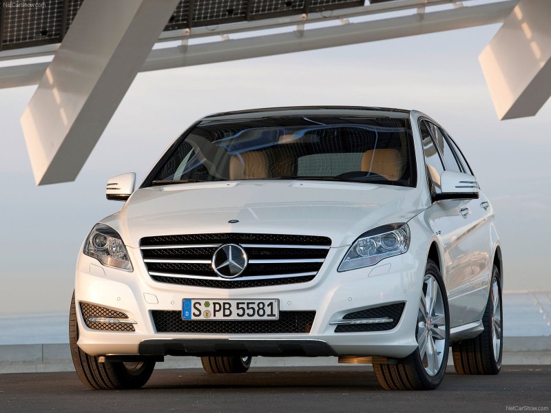 Mercedes Benz CLS 63 AMG 2010