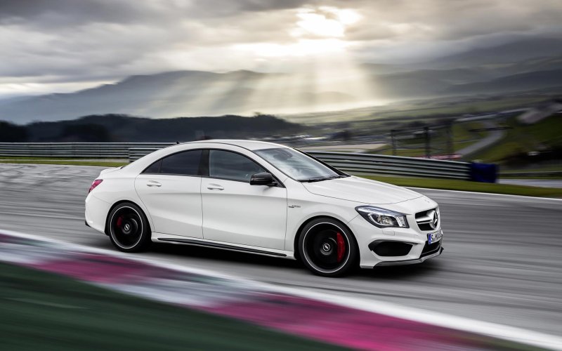 Mercedes Benz CLA 45