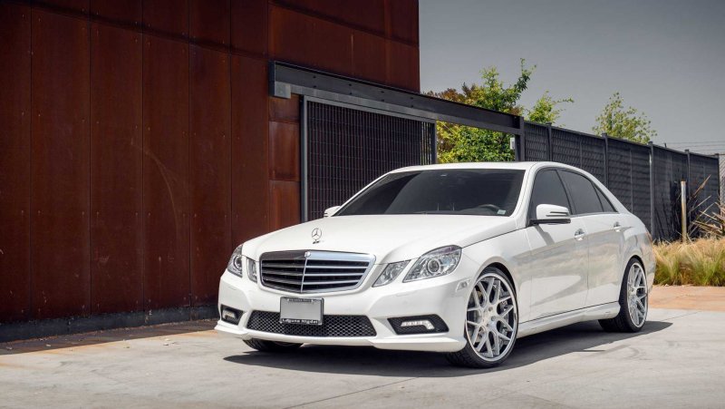 Mercedes Benz e550 w212