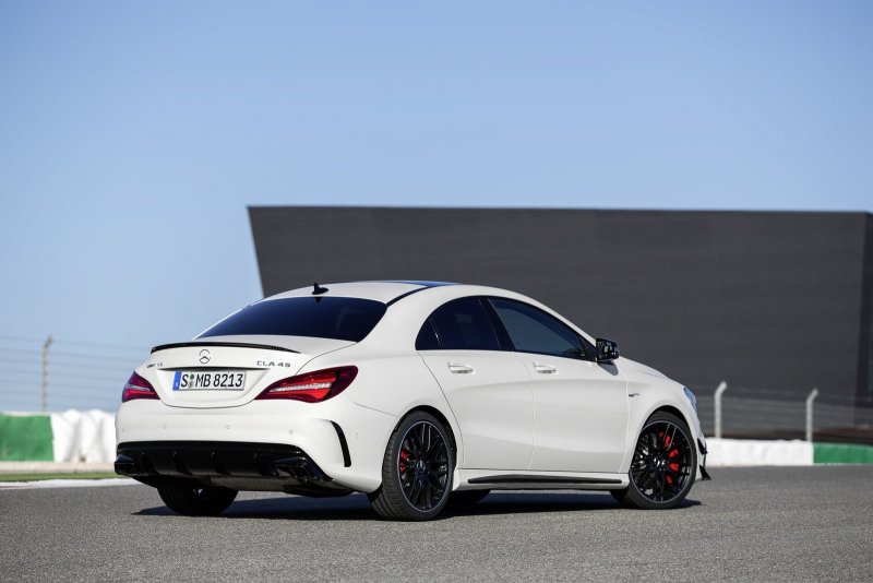 Mercedes Benz CLA 2014