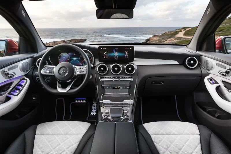 Мерседес Benz AMG gt s 2015 Salon