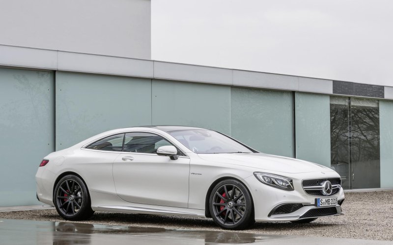 Mercedes Benz s class Coupe 63 AMG